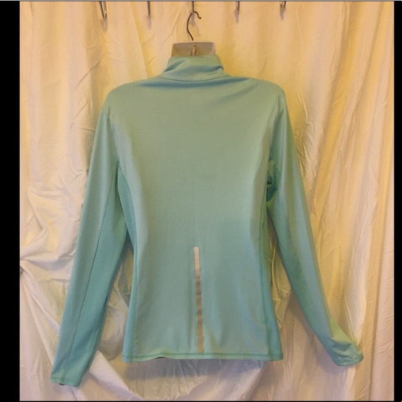 Woolworth Sweater - Picture 2 of 3